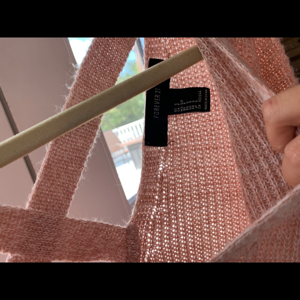 Forever 21 pink sweater !!! Cross cross back